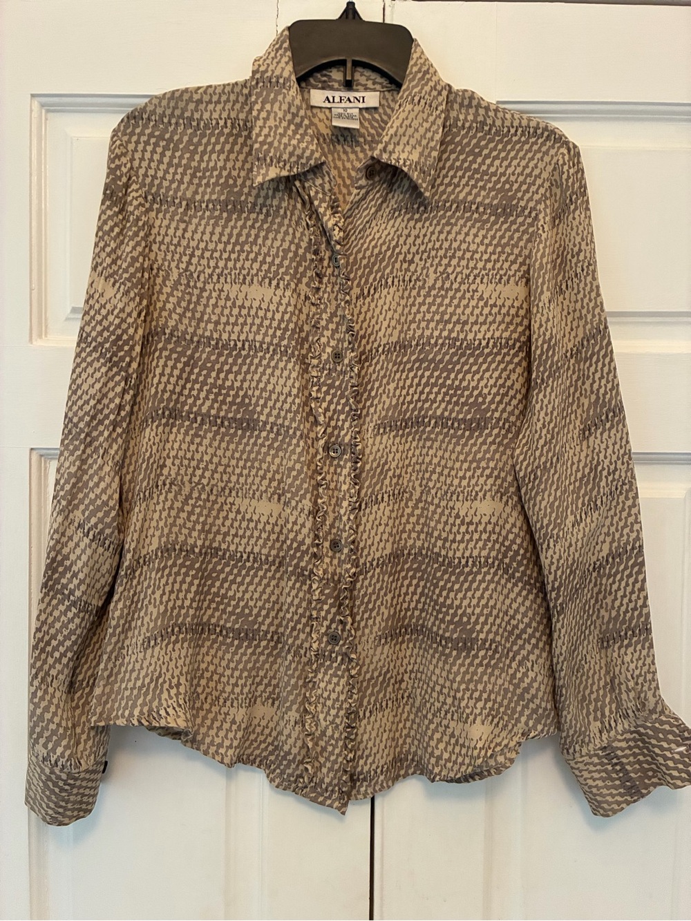 Alfani Neutral Taupe Beige Patterned Button-Front Blouse